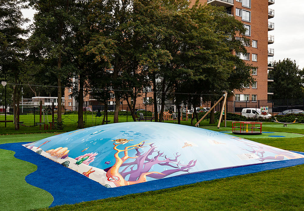 Ordina airmountain gonfiabile per bambini a tema Seaworld personalizzato da JB Gonfiabili Italia. Acquista ora airmountains gonfiabili online da JB Gonfiabili Italiai